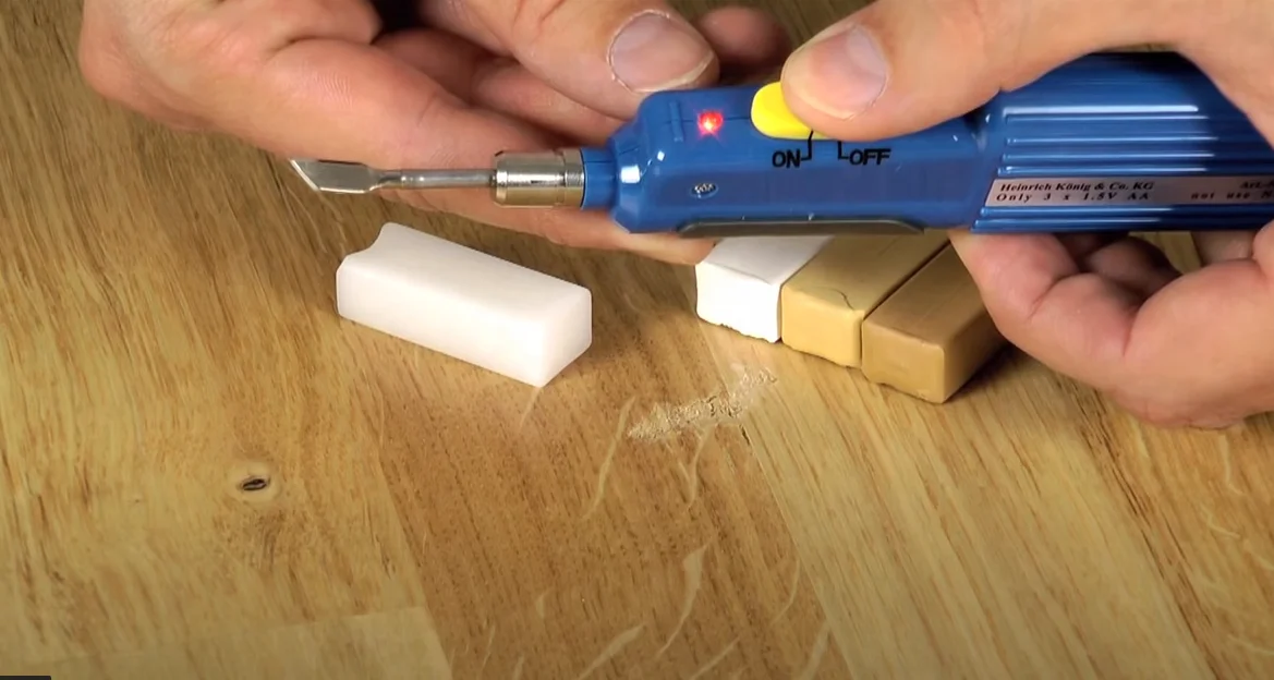 Battery Wax Heating Iron for Hardwood Floors Repair Wooden Furniture Fix Wooden Floor Repair Kit Laminate Floor Holes Repair