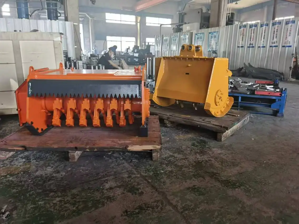 Excavator forestry mulcher a Durable Ripper for Efficient Wood Decomposition