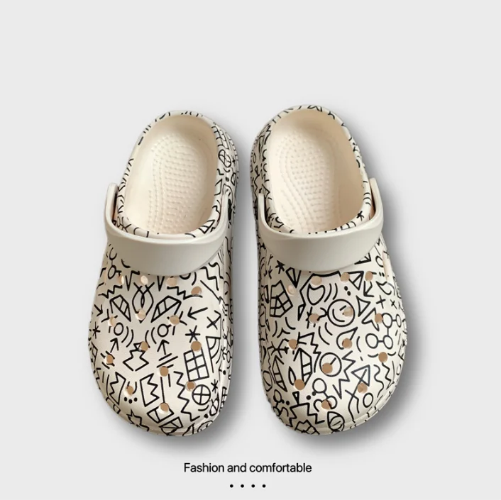 Clogs shoes for men outside wear home thick bottom non-slip couple beach hole shoes male high quality