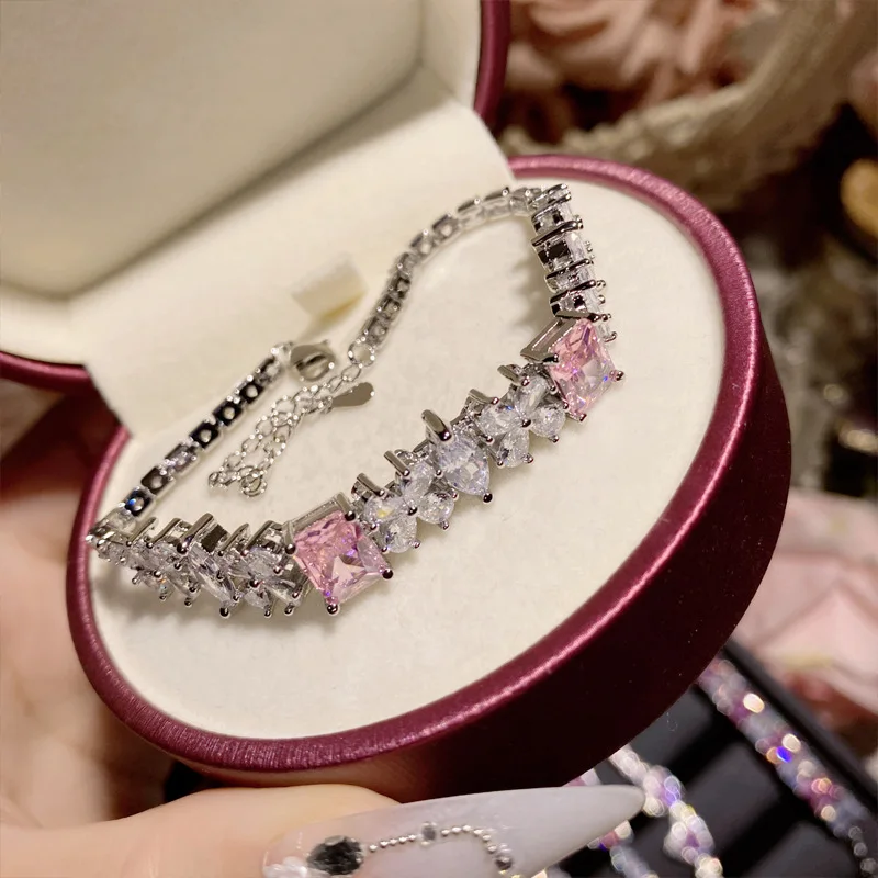 Factory wholesale pink zircon geometric petal bracelet 18K gold plated back cover exquisite hand jewelry for women