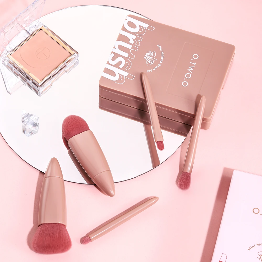 O.TWO.O Wholesale Makeup Brush Private Label Face/eye Soft Dense Synthetic Hair Wood Handle Mini Makeup Brushes Set