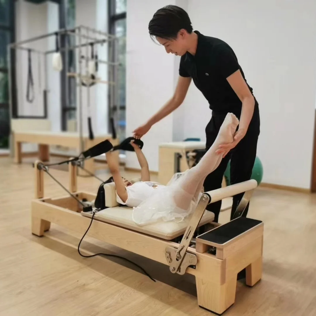 2022 Latest Kids Pilates Equipment Half Trapeze for Children Studio Center