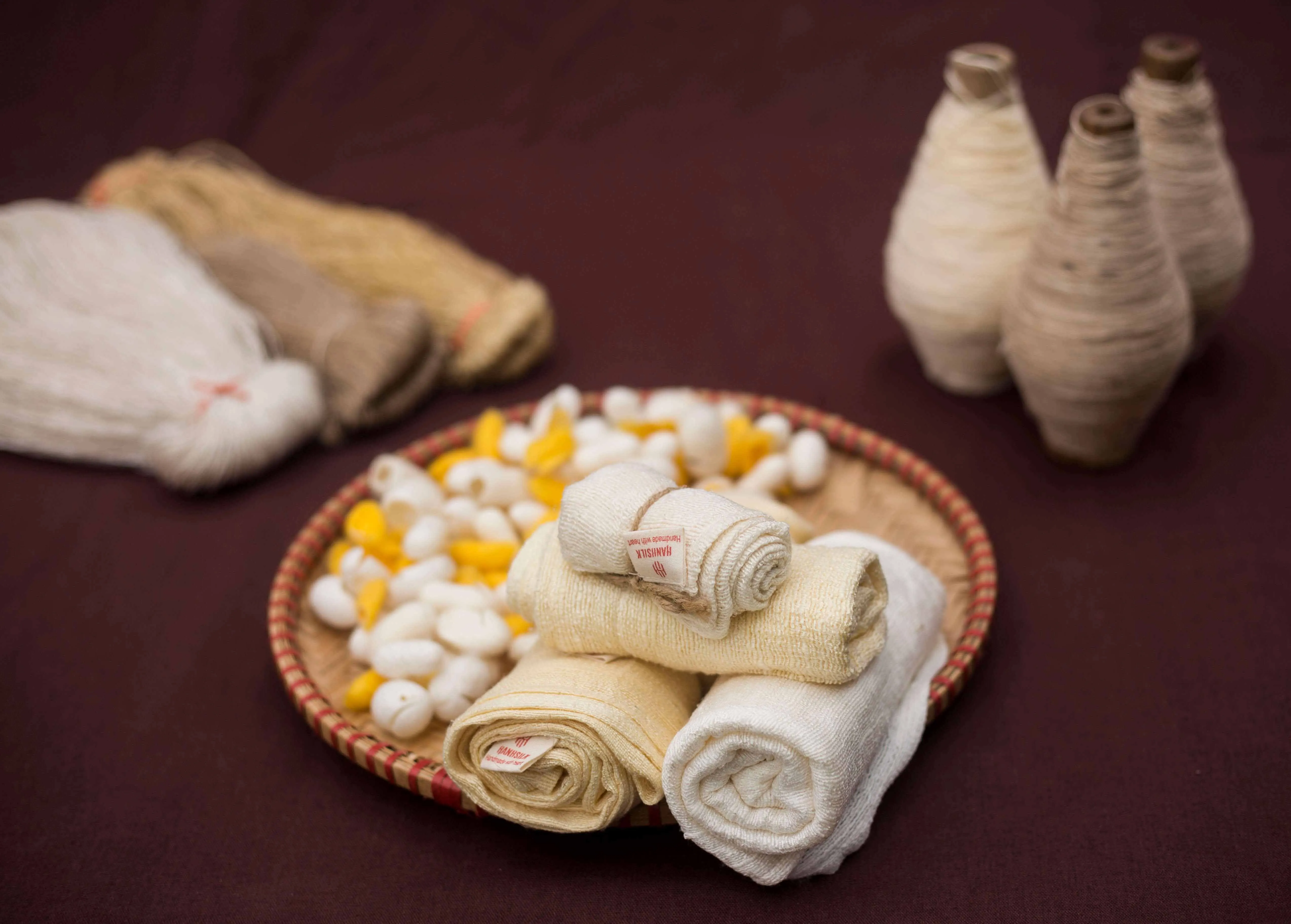 Face towels made from natural silk | 100% silk | Soft and gentle | Do not get nold when washing