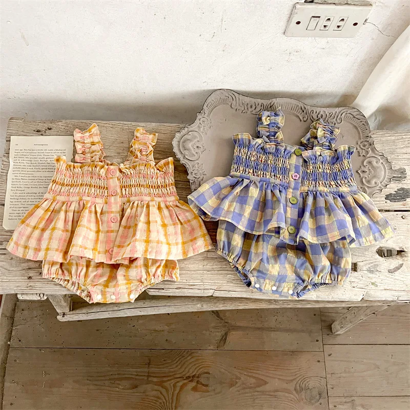 Summer 2023 baby suspenders crawling romper in a two-tone cotton and linen checkered tank top briefs fanny pack