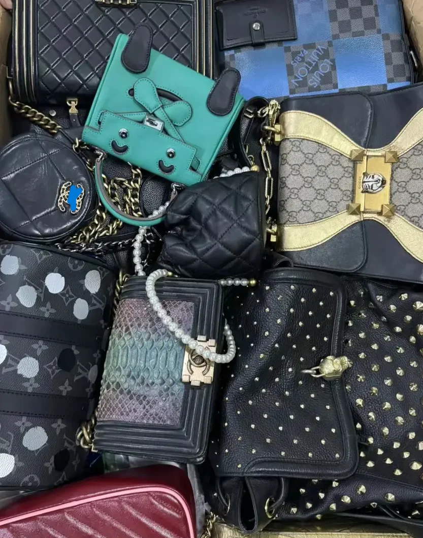 Hot selling wholesale Featured luxurious International brand used A+ bags wholesale Promotions second Hand bags