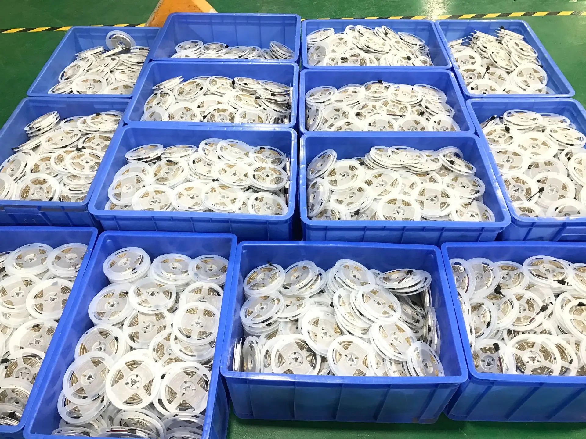 wholesale 5050 smart strip lights app wifi led light strip 12V 5M Outdoor Flexible Flex for tv