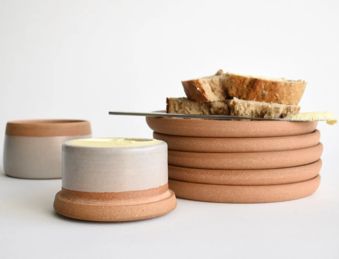 French Butter Crock Pottery Unique Design French Ceramic Butter Dish/Keeper allowing keeping butter at room temperature