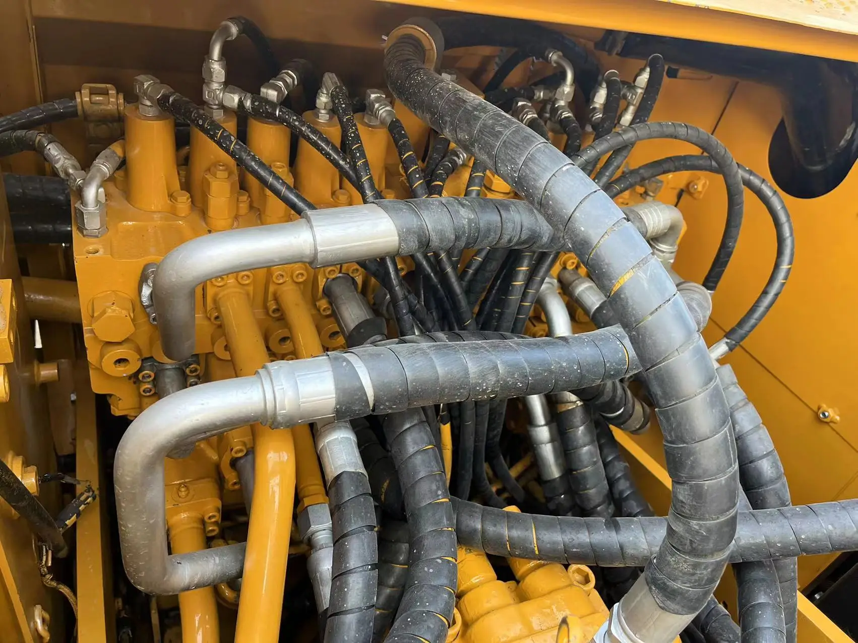 Caterpillar Cat320d Second Hand Cat Excavator excavator in good condition wetland excavator boat cat320C CAT320D