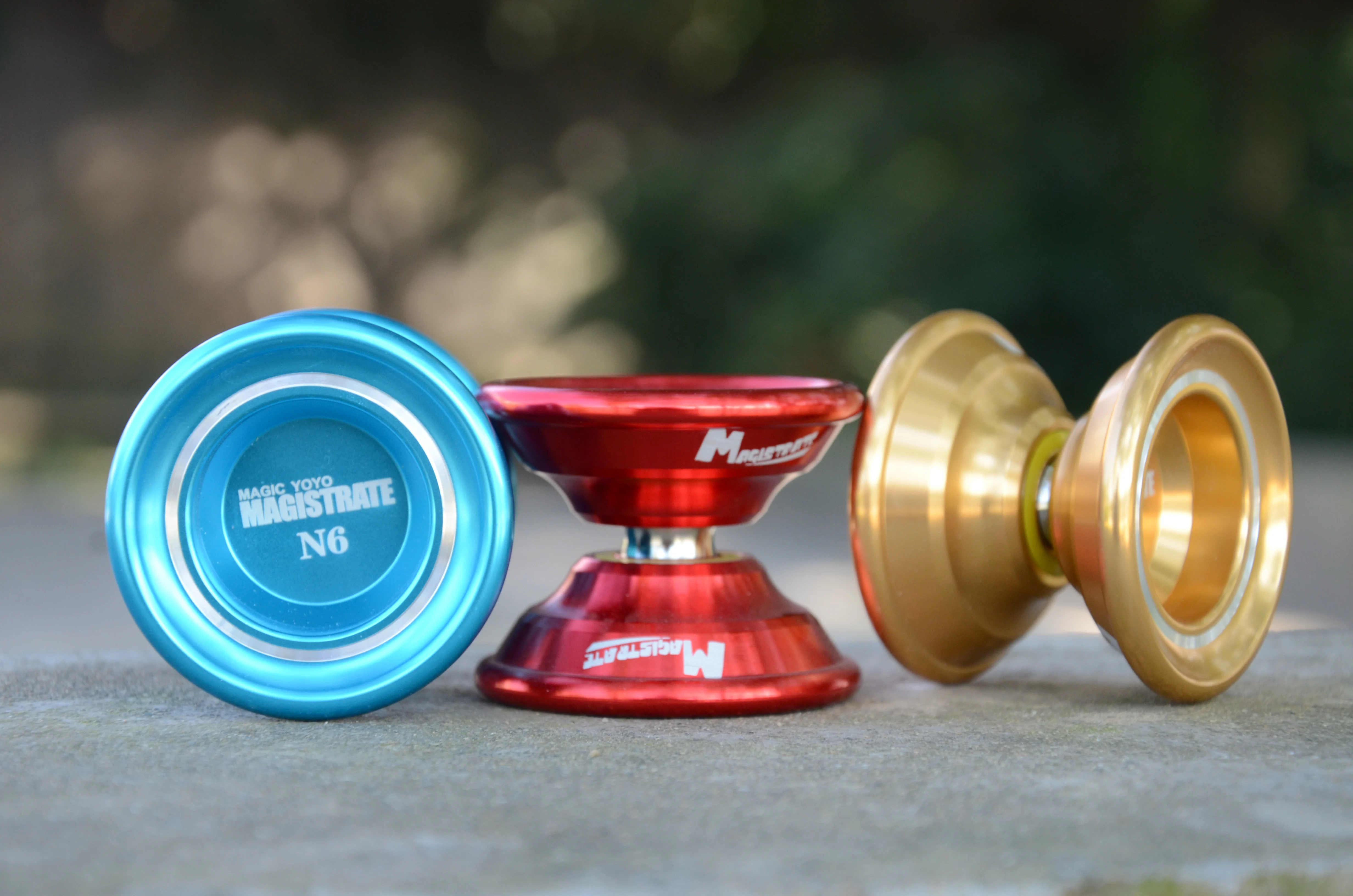 MAGICYOYO Yoyo N6 Magistrate Professional Alloy Yoyo Unresponsive Yoyo with Bag+5 Strings+Glove HH