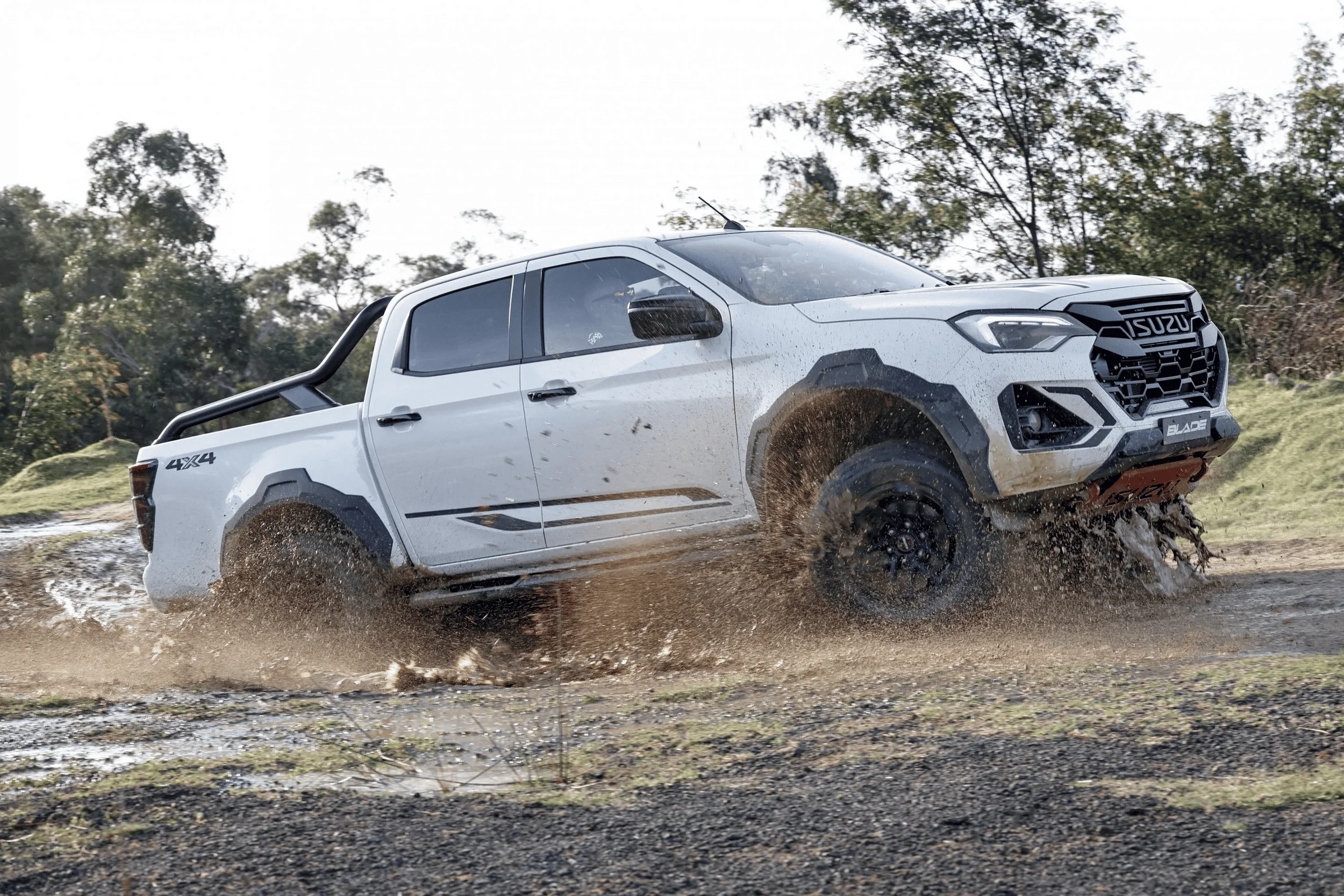 Isuzu Dmax New Pickup Truck Diesel 4x4 Automatic Double Cabin Pickup Isuzu Light Truck Japan D Max with best price