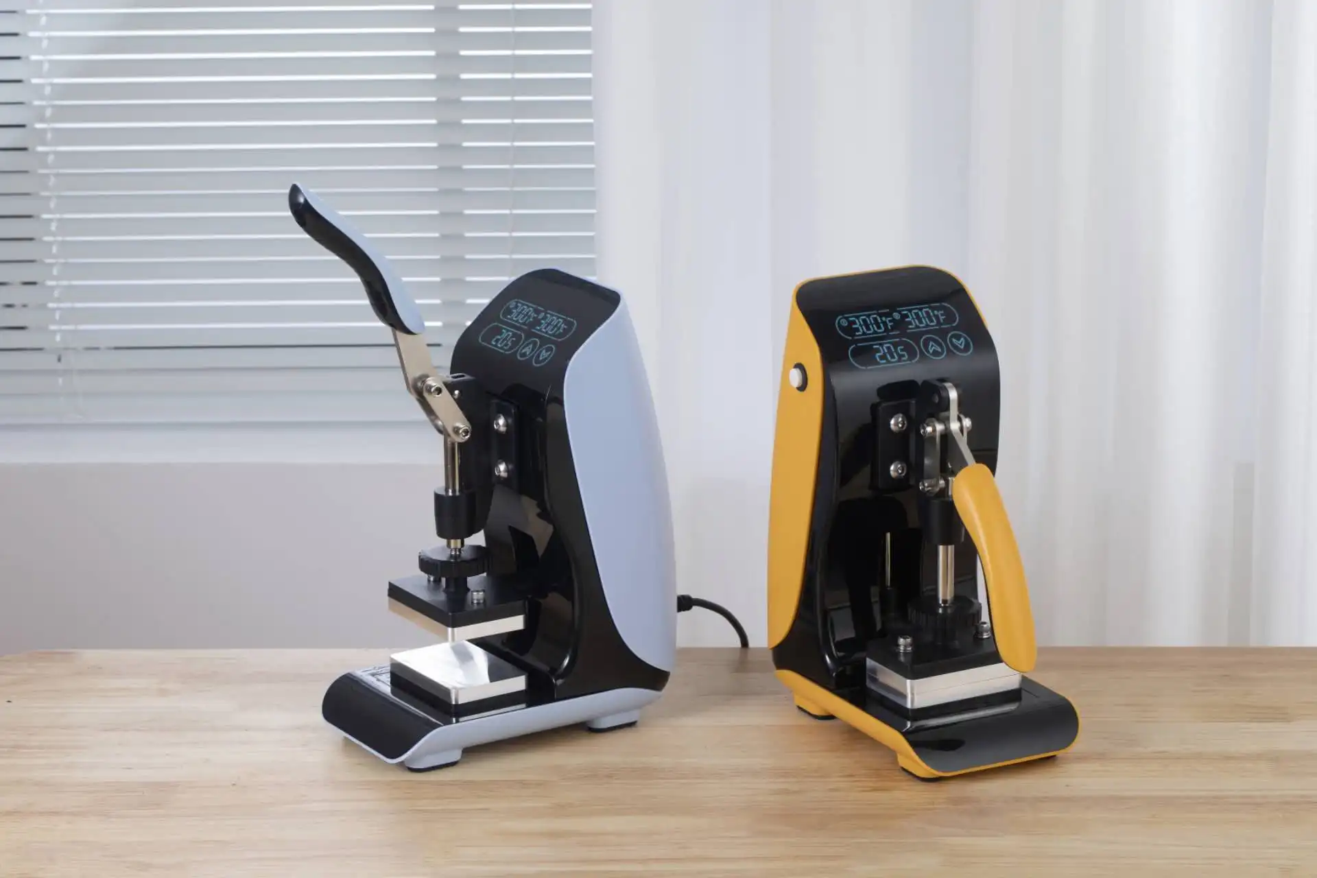 Hot sale  MANUAL PRESS 450KG, HEATED PRESSING SURFACE 90X60MM