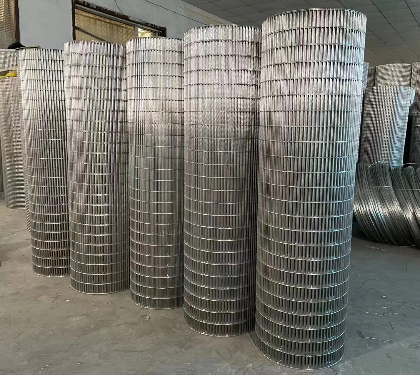 High Quality Stainless Steel Welded Wire Mesh Electro Galvanized Welded Iron wire mesh