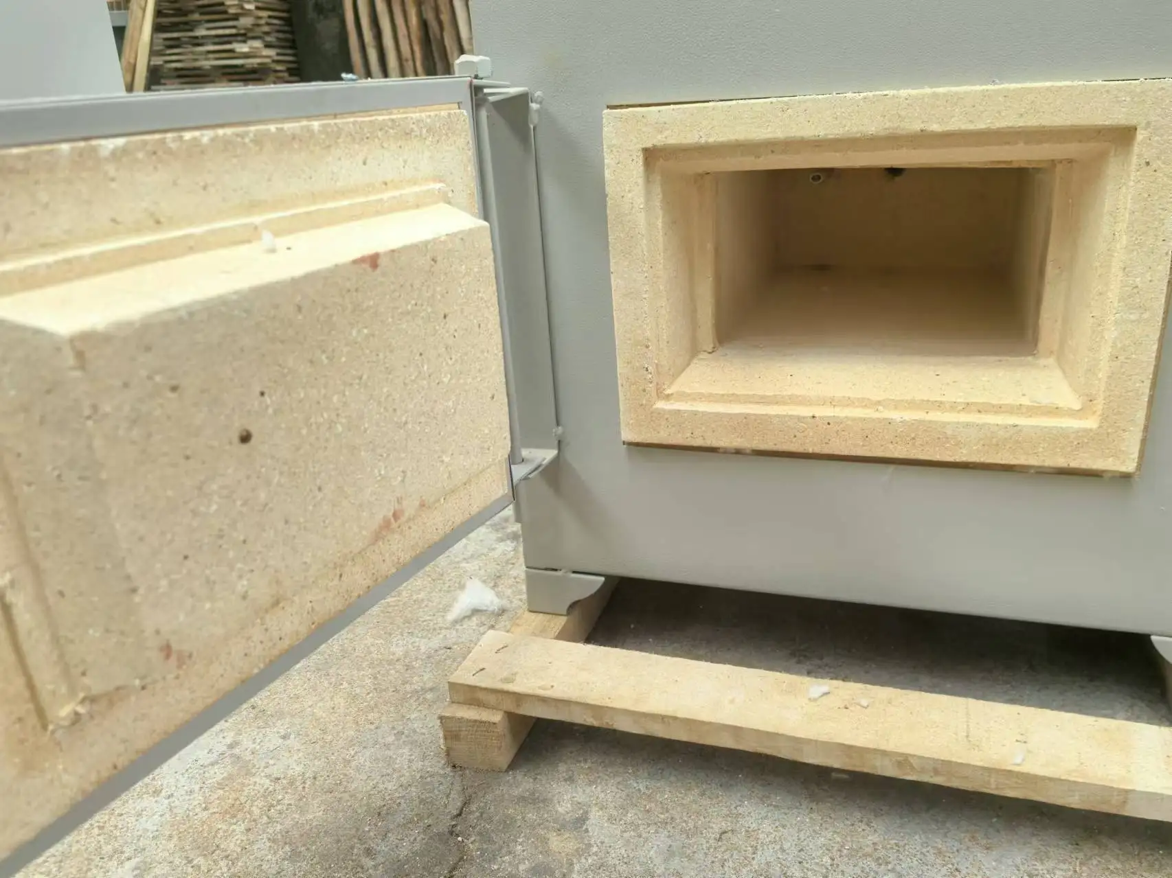 Muffle Furnace for Dewaxing  Burnout Furnace High Temperature 1200 Degree Heat Treatment
