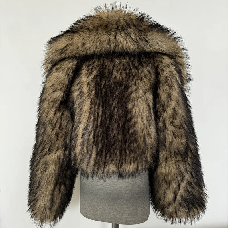 2024 Autumn Fashion Faux Fox Fur Coat Women Korea Fashion Warm Feather Coats Loose Short Outercoat Lady Party Elegant Outfits