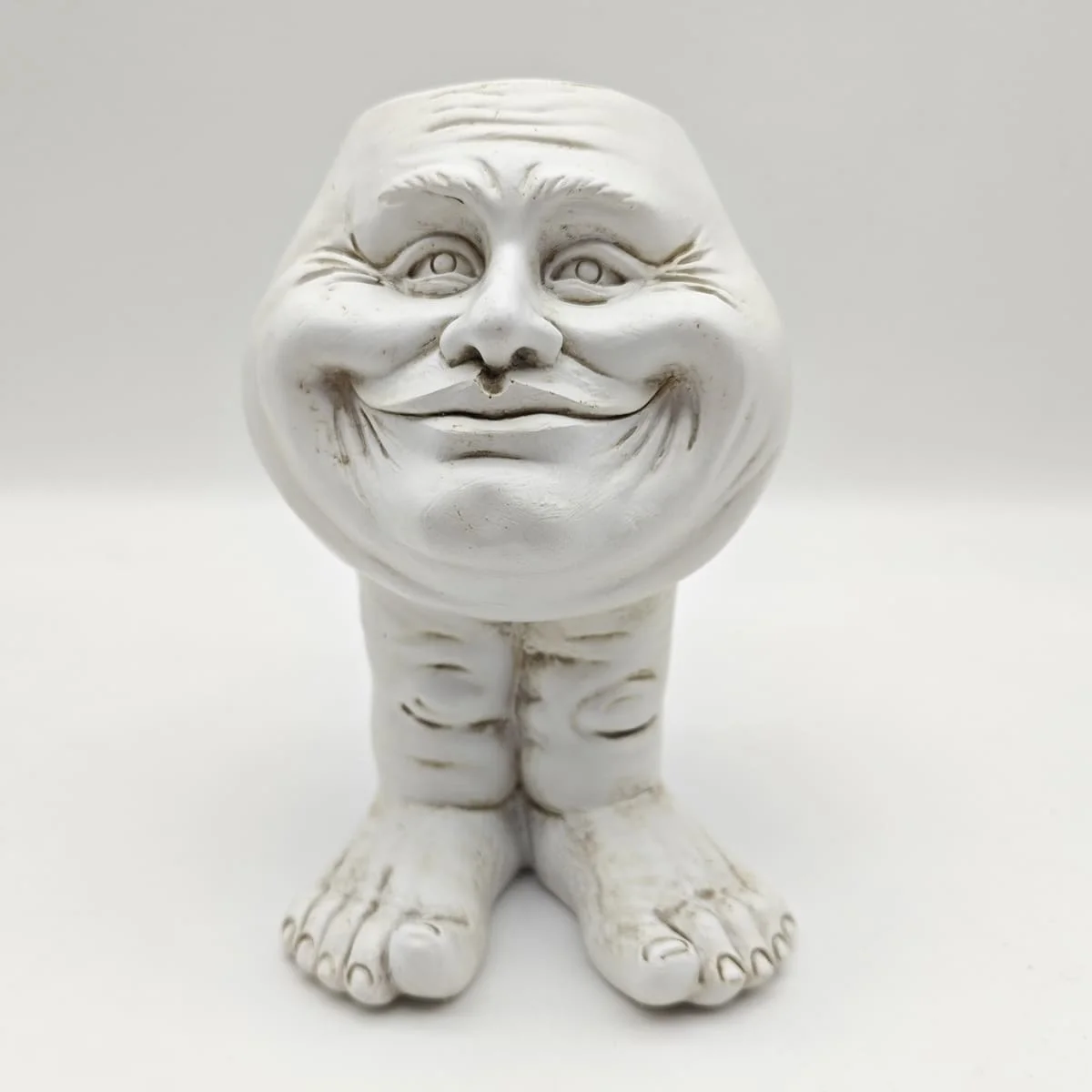 Fengzhi Factory Funny Muggle face statue flower pot Funny emoticons Garden decoration flower pot resin crafts
