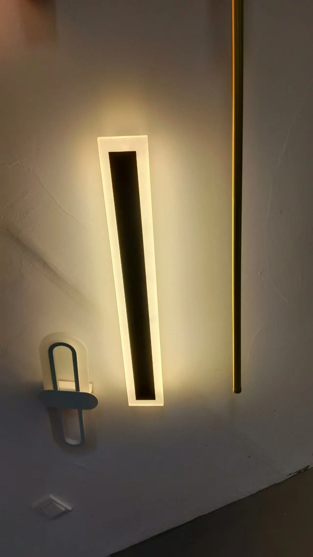 Black Led Exterior Light Fixtures Wall Mount Ip65 Waterproof Modern Porch Lights Wall Sconce Acrylic Led Long Linear Outside