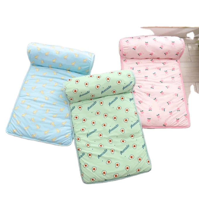 Factory spot wholesale pet ice pad dog bed dog pad ice silk cotton summer cool soft and comfortable