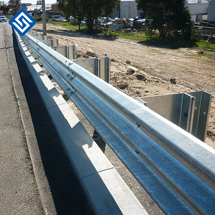 Highway Guardrail Plate / traffic safety highway guardrail traffic barrier safety barrier Q235B Q345B Steel Third Beam Guardrail