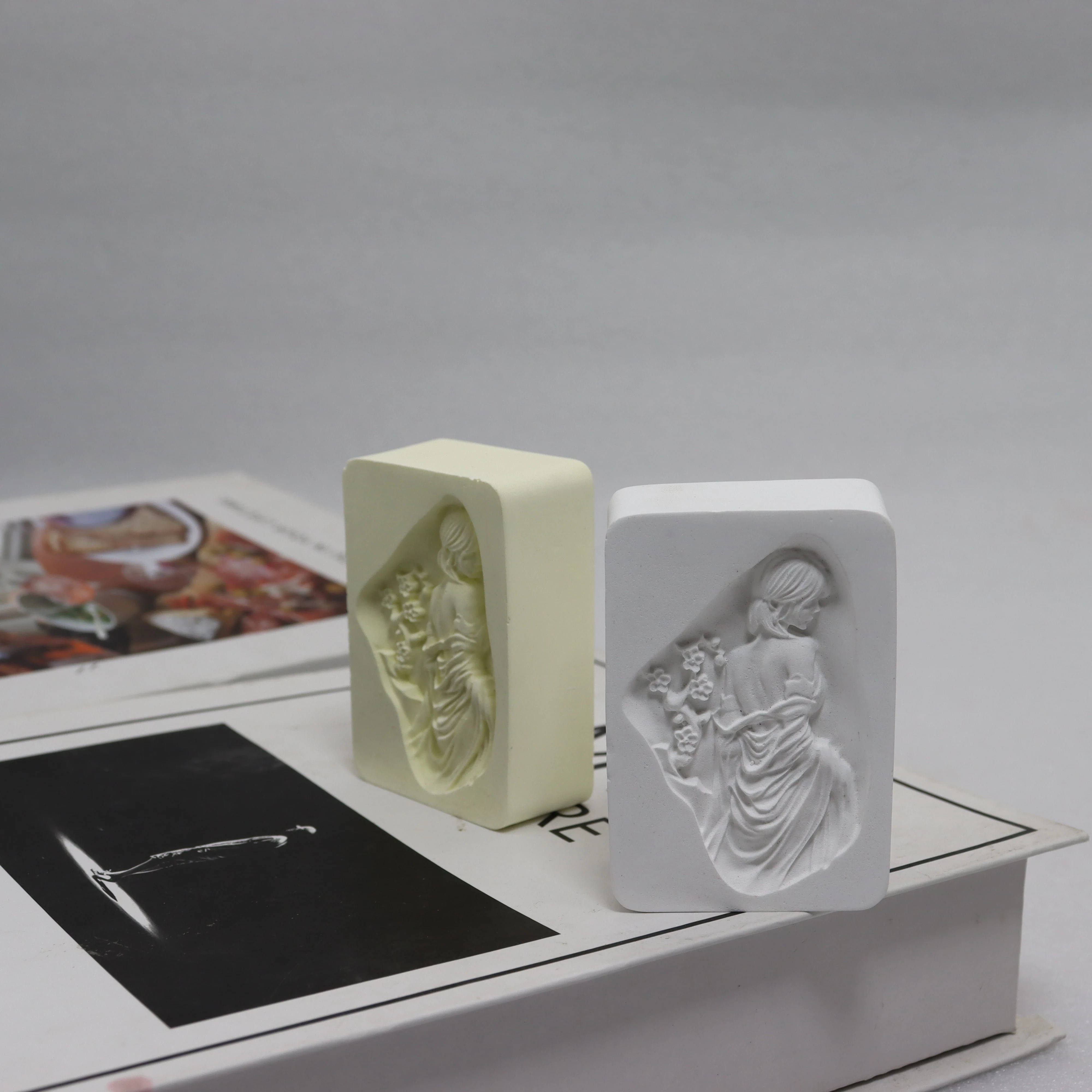 Hot Selling Stocked Gypsum Shaped Aromatherapy Stone Porcelain Fragrance Oil Diffuser Air Freshener