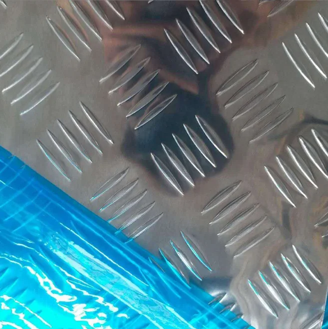 Большой запас алмазной рифленой пластины 1050 1100 3003 5052 тисненый рифленый алюминиевый лист