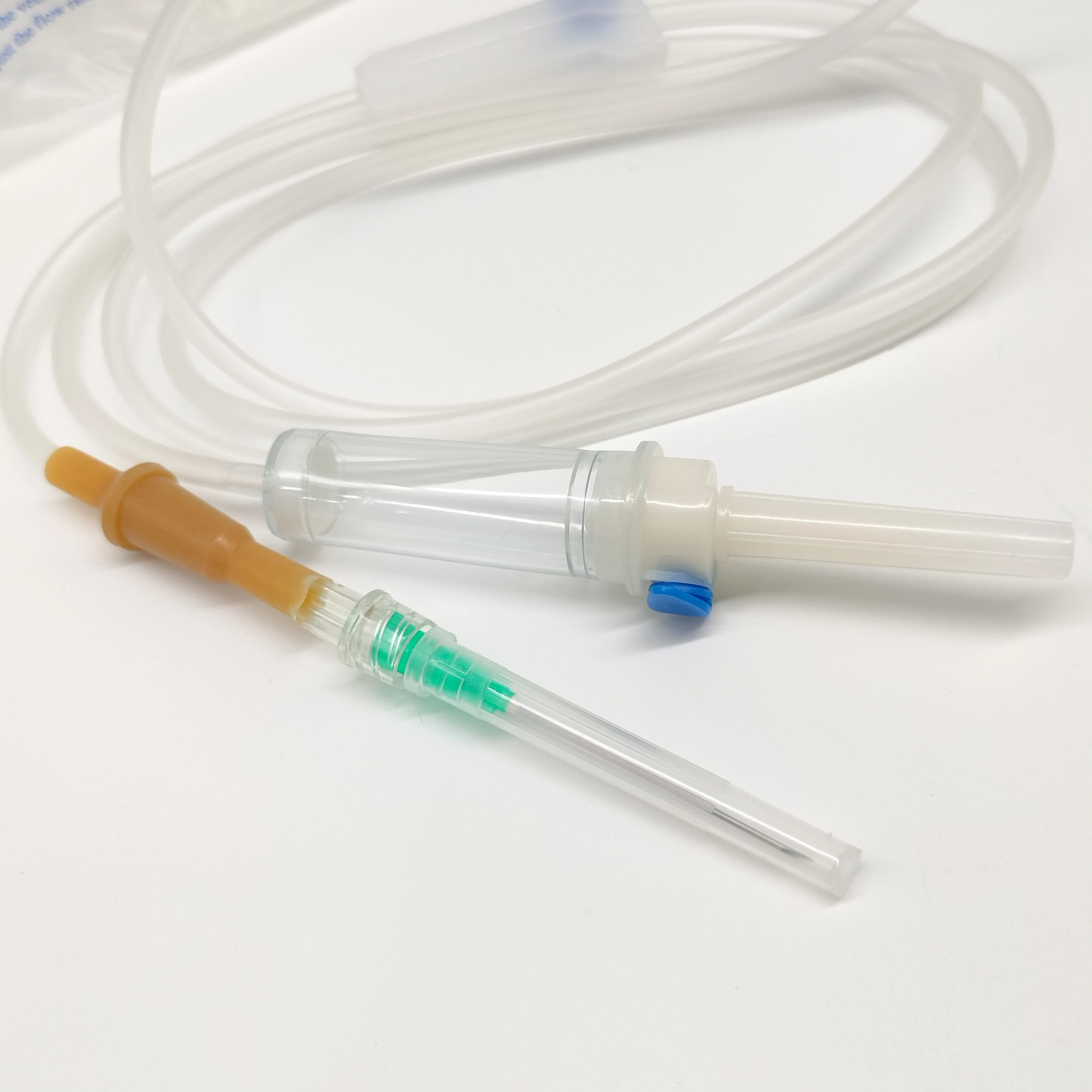 High Quality CE Sterile Luer Lock Infusion Giving Fluid Drip Set Sterile Disposable IV Infusion Set with Flow Regulator