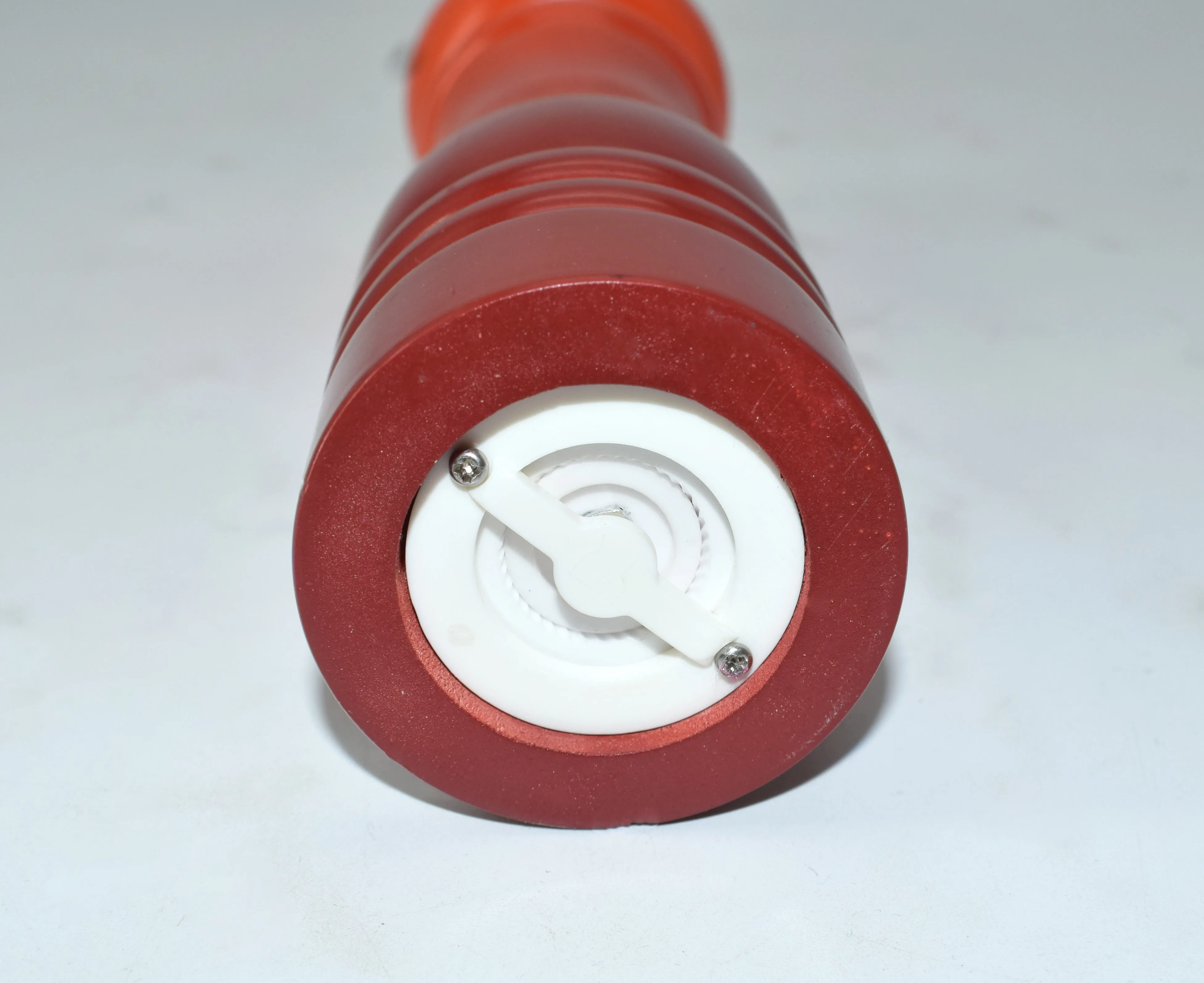 Hot Selling Hand Movement Solid Wood Salt Pepper Mill Adjustable Ceramic Salt Spice Pepper Grinder