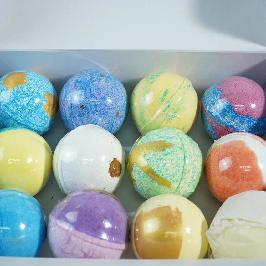 OEM Custom Sale Organic Bath Fizzies Natural Eucalyptus Shimmer Dead Sea Salt Geode Bath Bombs With Crystal