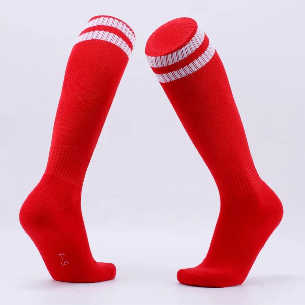 High quality fashion athletic wholesale grip anti slip cotton men football custom logo sports soccer socks