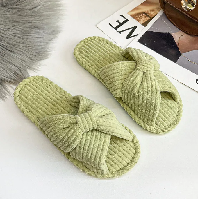 Wholesale Cozy Comfortable Bathroom Spa Wedding Memory Foam House Slides Home Bedroom Slippers for women