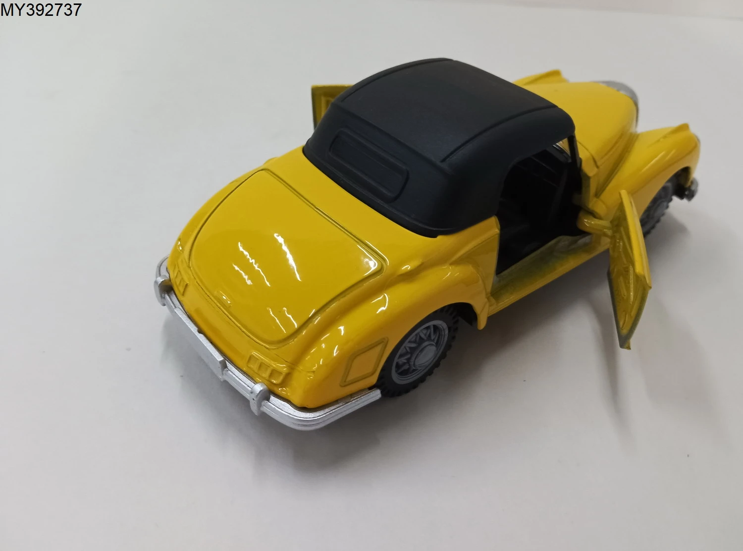 High Simulation classic old styles model metal car pull back 1:32 scale diecast vintage model cars toy