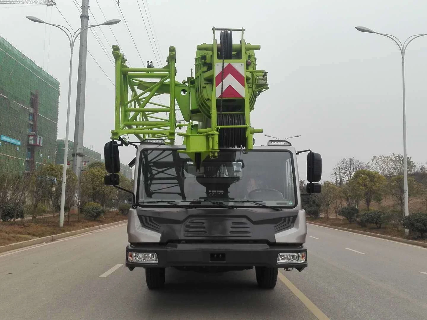Oriemac 60ton ZTC600V532 хорошая распродажа грузовых кранов в
