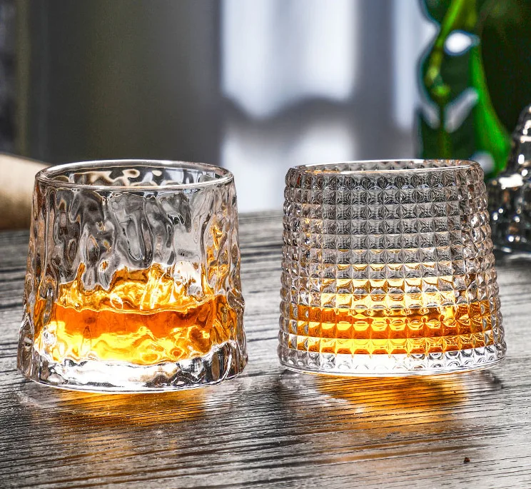 whisky shot glass for restaurant hotel bar Crystal revolving whiskey glasses