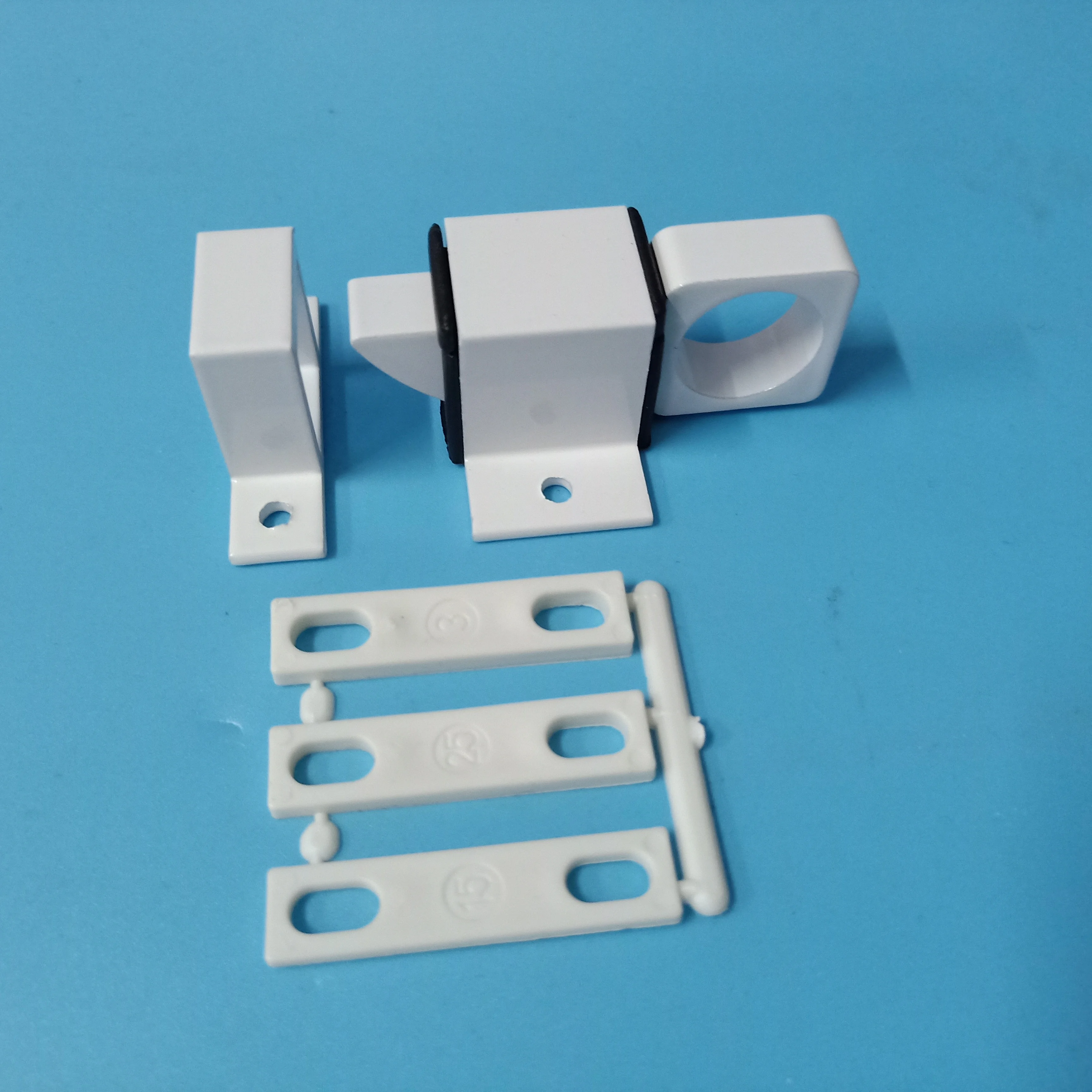 Aluminium finger catch bolt