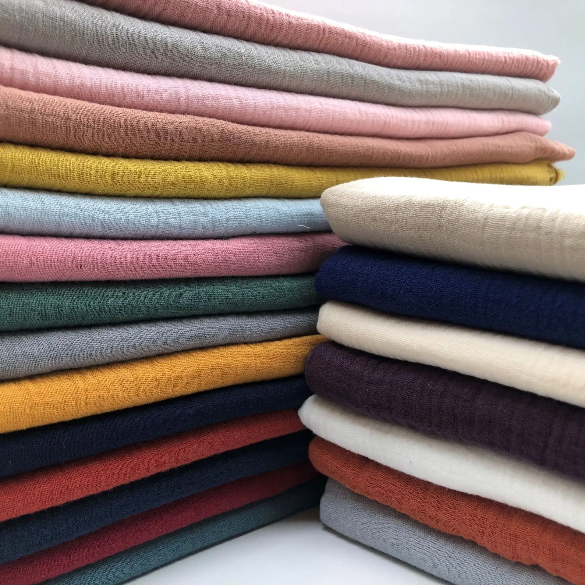 Factory Supplies 100% Cotton Double-layer Gauze Crepe Fabric Pleated Texture Baby Drool Towel Pajamas Home Clothes