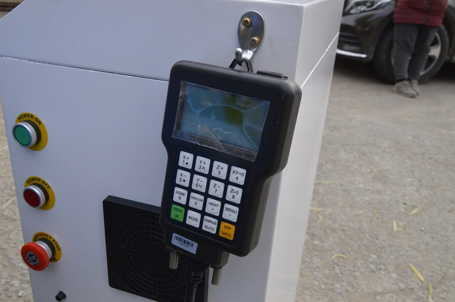 Китайский маленький фрезерный станок с ЧПУ деревообрабатывающий мини pcb