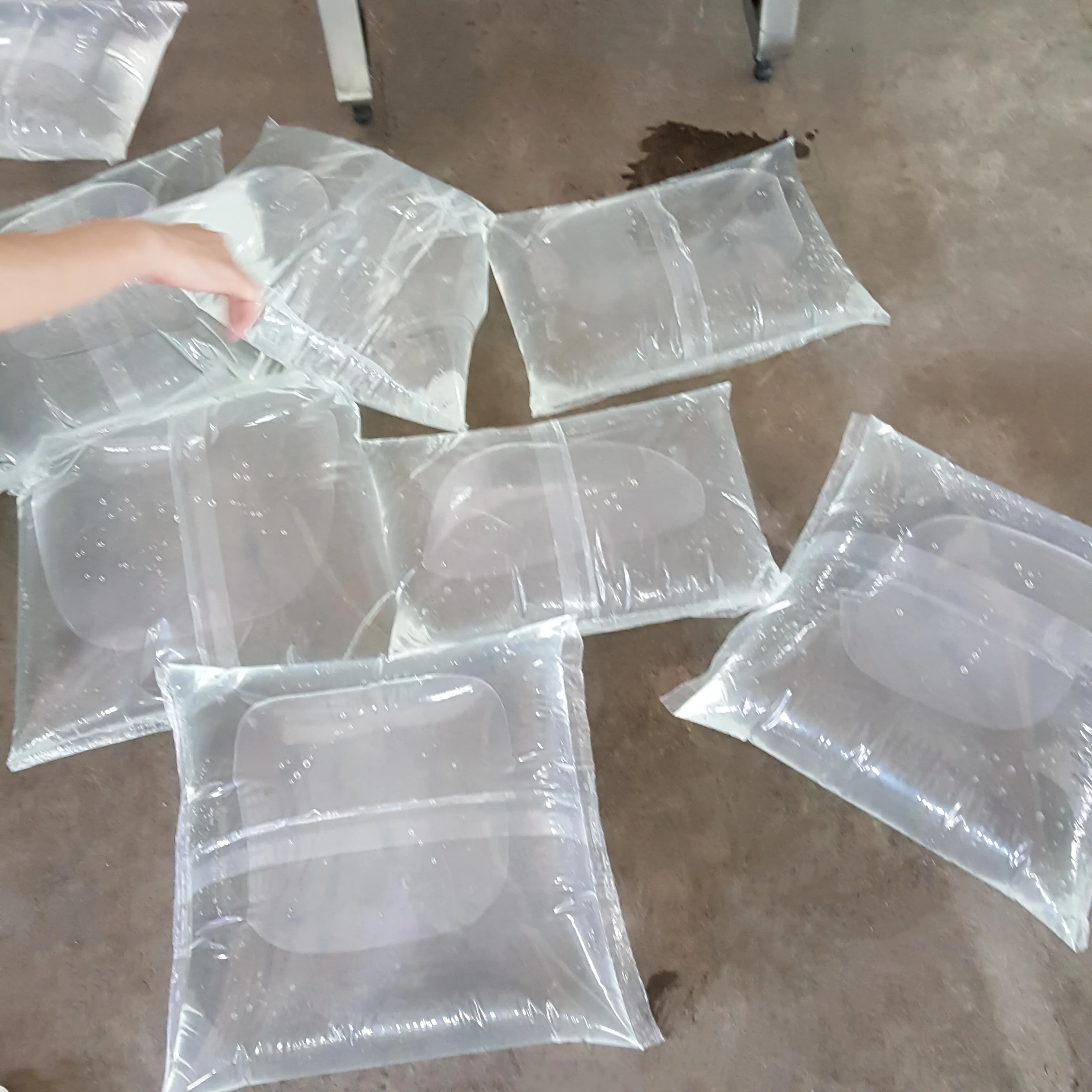 Factory supply 3-10L bagged water filling machine drinking water equipment