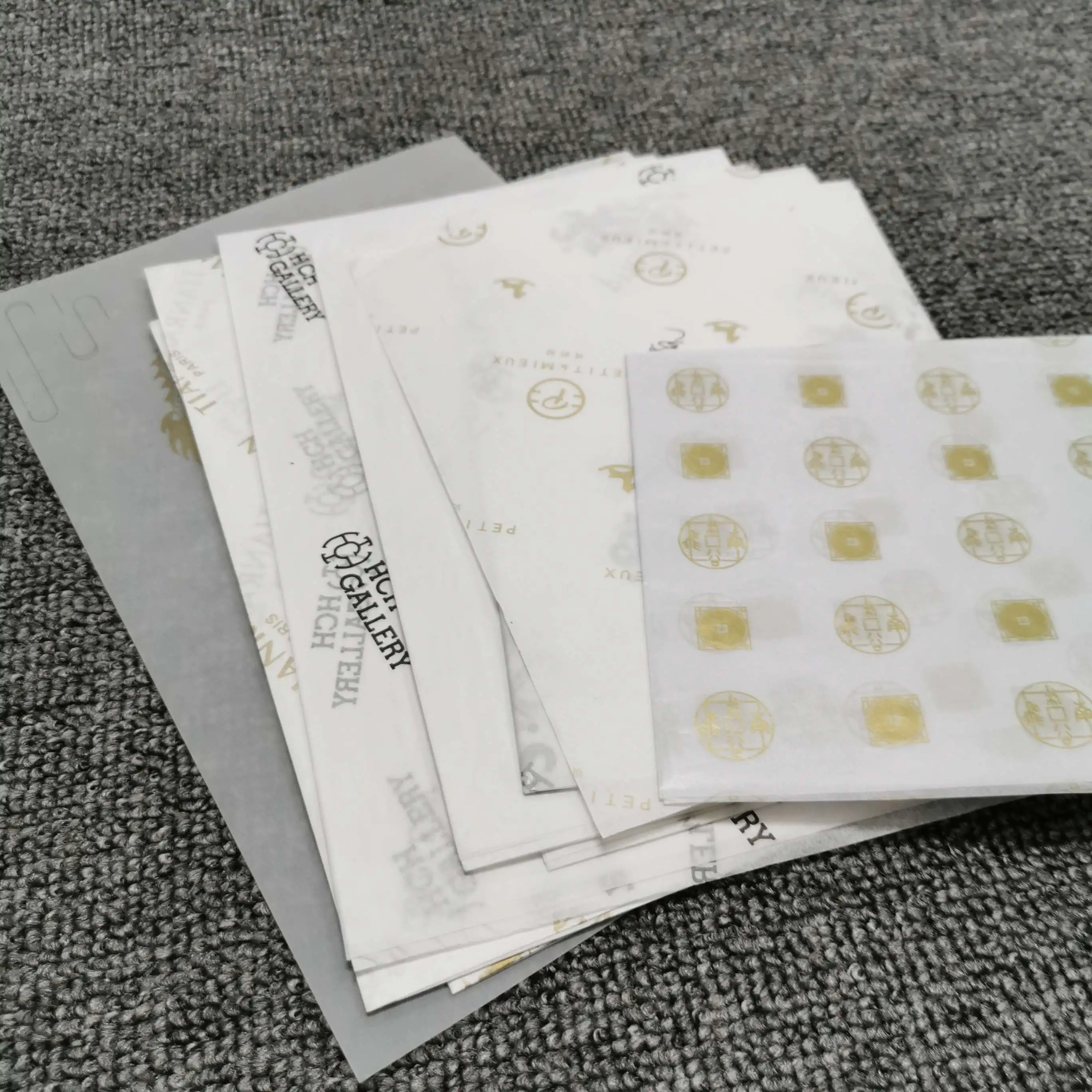 
wholesale custom printed logo Tissue Paper for Garments, flowers, Shoes, Wine 