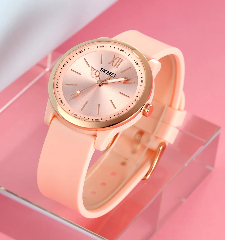 Fashion Classic Style Watch Ladies Silicone Strap Luxury Watch Brand Quartz Watch