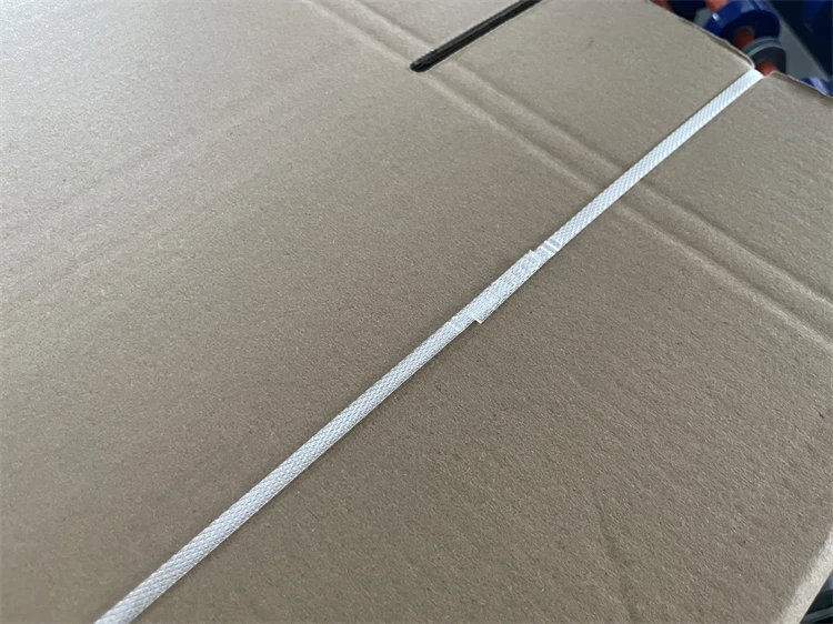 Handle Strapping Machine For Corrugated Carton Semi-automatic Box Packaging Machinery