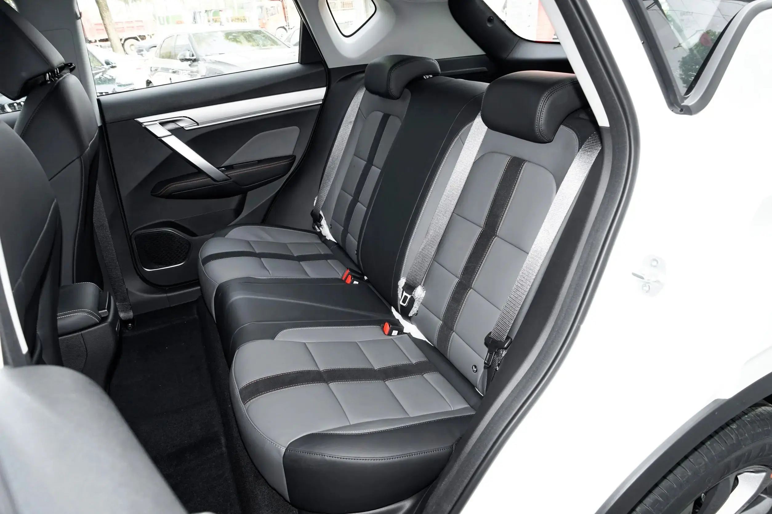 Geely Coolray Binyue турбодвигатель автоматическая коробка передач кожаные сиденья ACC FWD R18 Новая покупка Китай крутой спортивный внедорожник 1.5TD 7DCT светодиод