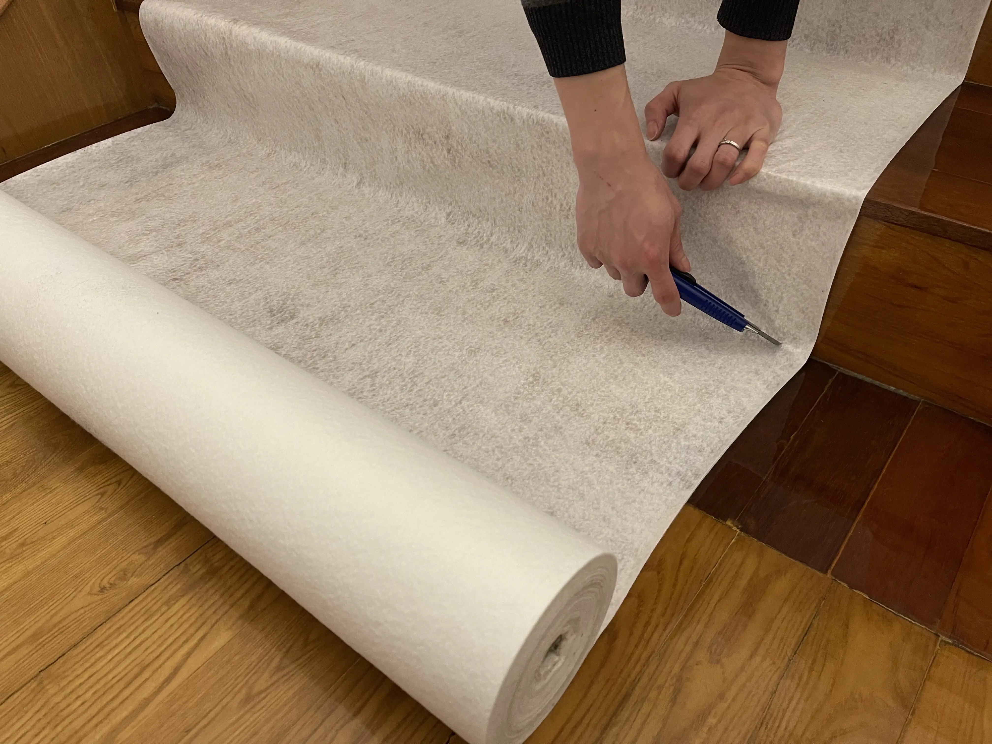 Non-Woven Fabric White Painters Felt with Glue Feltro Paint Felt Underlay Carpet