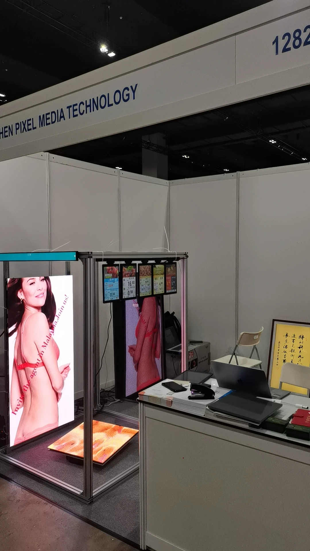 Restaurant bar Supermarket Smart LCD Wifi remote monitoring CMS portable digital menu product price list advertising display