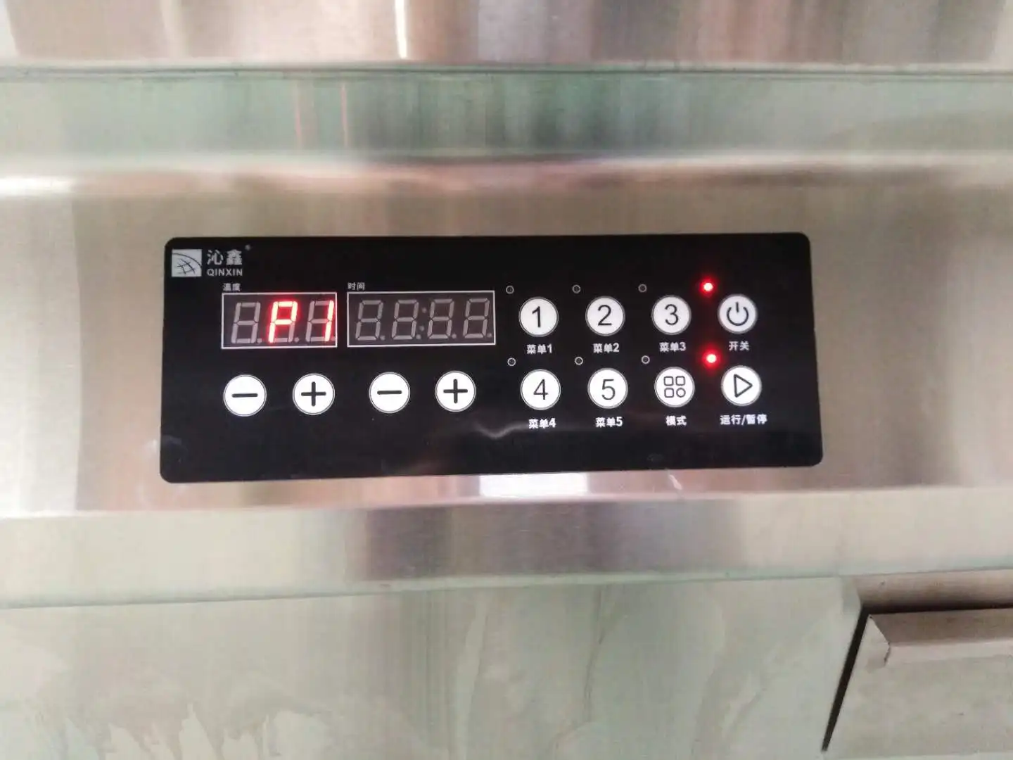 8KW Upright Commercial Cast Iron Induction Flattop Griddle Teppanyaki Grill for Restaurant