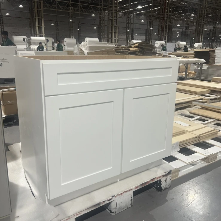 Modern Kitchen Customized Laminate Cabinets MDF Assembled Kitchen Cabinets White Kitchen Cabinet with Soft closing