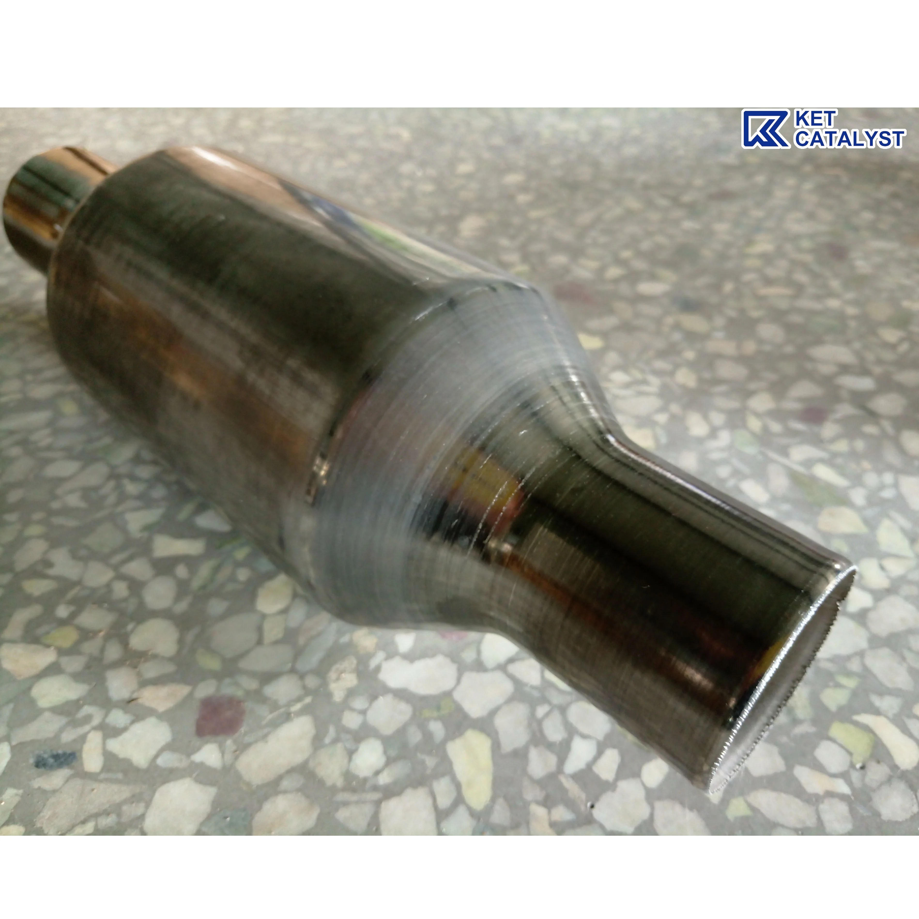 Ceramic core Euro4 three way catalyst universal catalytic converter exhaust