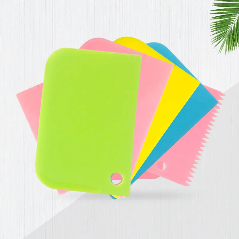 3PCS/Set Plastic Cake Decorating Tools Dough Cutter Icing Scrappers Kitchen Accessories Cake Edge Smoother Cream Butter Spatulas