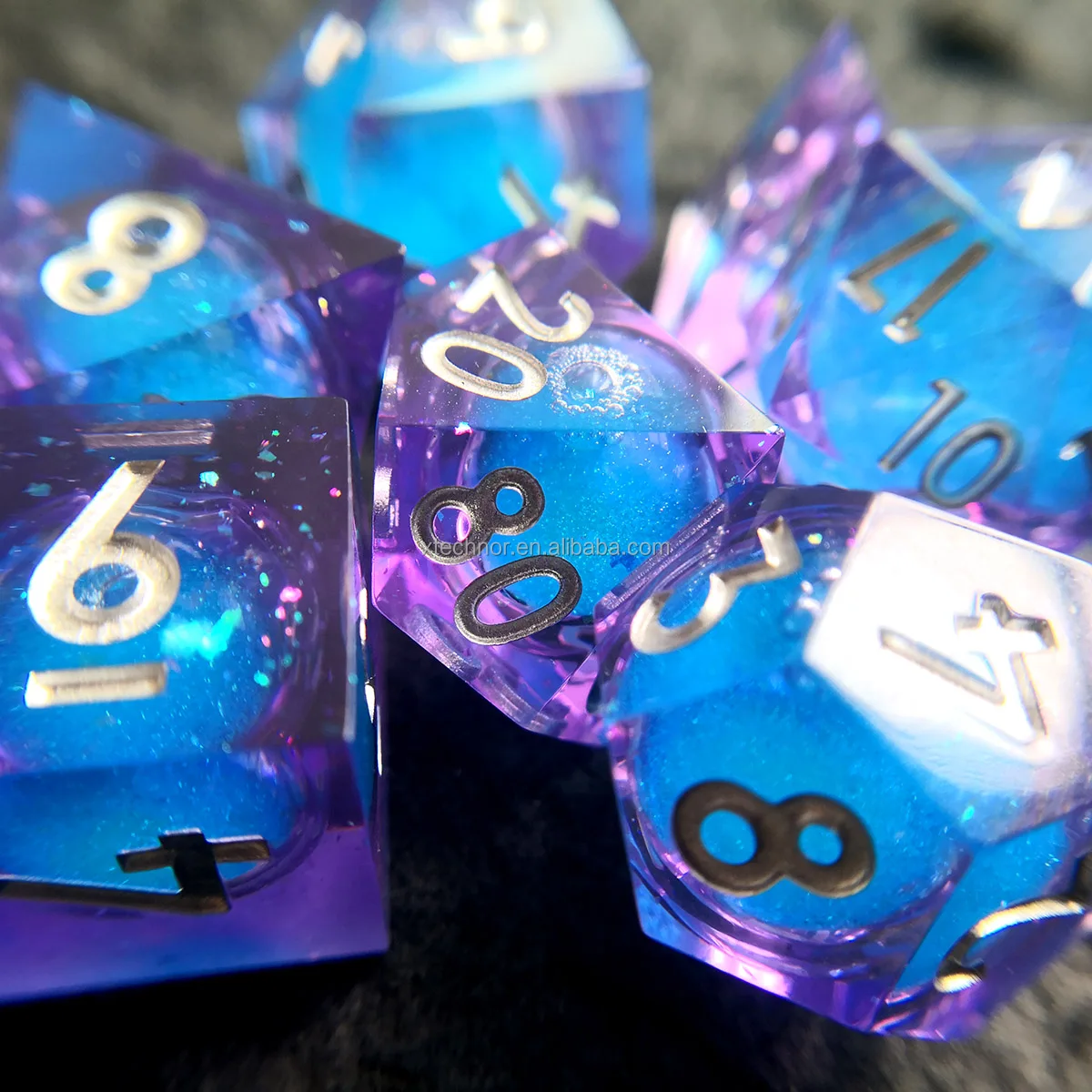 Full Set Handmade Liquid Core Dice Purple and Blue Resin Sharp Dice Resin RPG D&D Dungeons and Dragons Dice Set