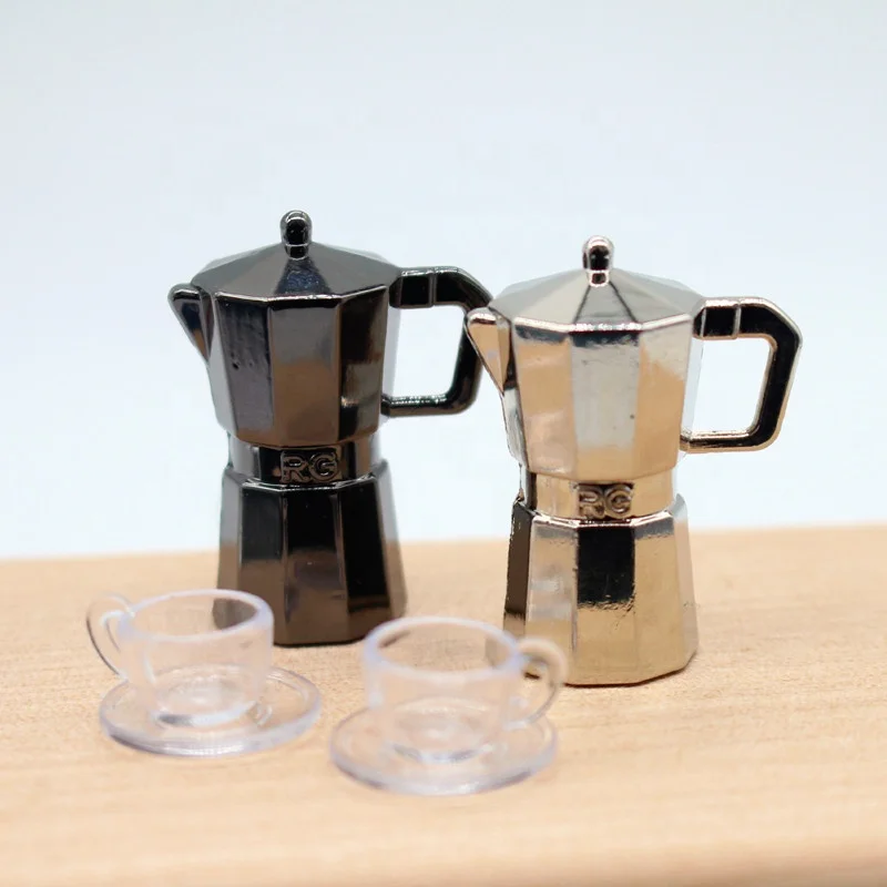 YW Hot Sale Customizable Logo Metal Mini Moka Pot Keychain Kitchen Car Design Men Key Chain for Gifts Metal Key Chains Key Ring