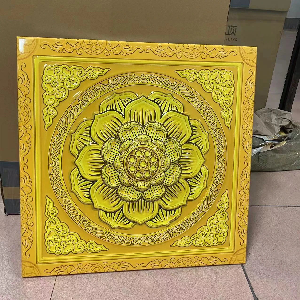 Metal Ceiling 2ft * 2 ft 600*600mm Flat/Embossed Design Aluminum Temple Ceiling Tiles