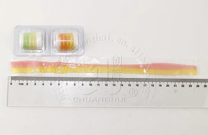 2pcs in 1 fruit Flavors soft gummy roll gummy candy in tablet